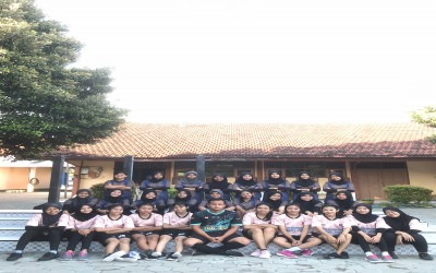 LATIHAN FUTSAL PUTRI SMAN PILANGKENCENG