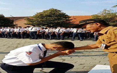 Kegiatan MPLS SMAN Pilangkenceng Tahun Pelajaran 2022 2023 - Hari Pertama