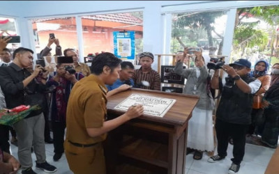 PEMBUKAAN SMAPI MART & CAFE OLEH BAPAK BUPATI MADIUN